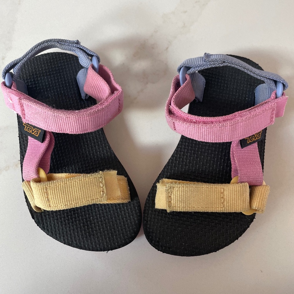 Toddler Size 8 TEVA Sandals